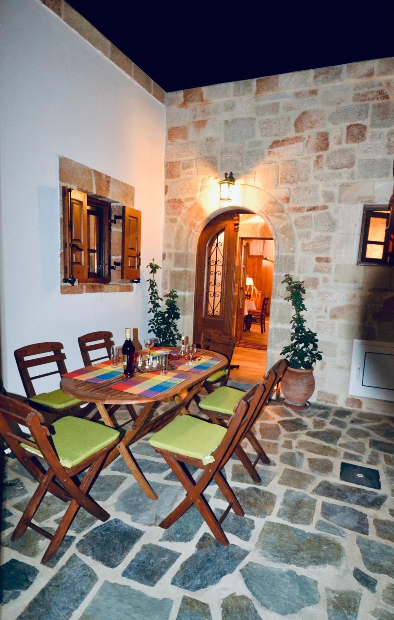 Patitiri Traditional House With Hot Tub * Archangelos (Rhodes)
