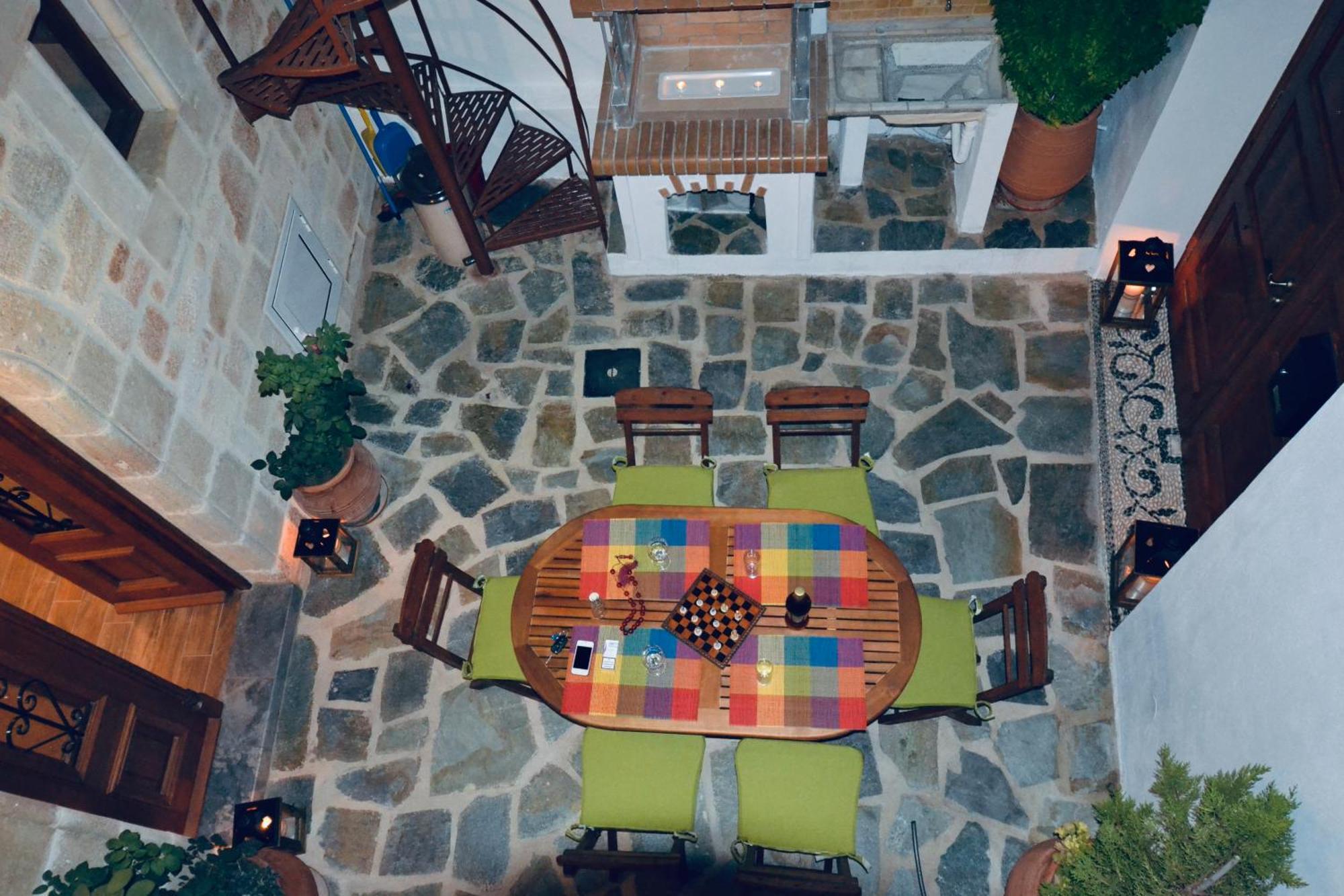 Patitiri Traditional House With Hot Tub