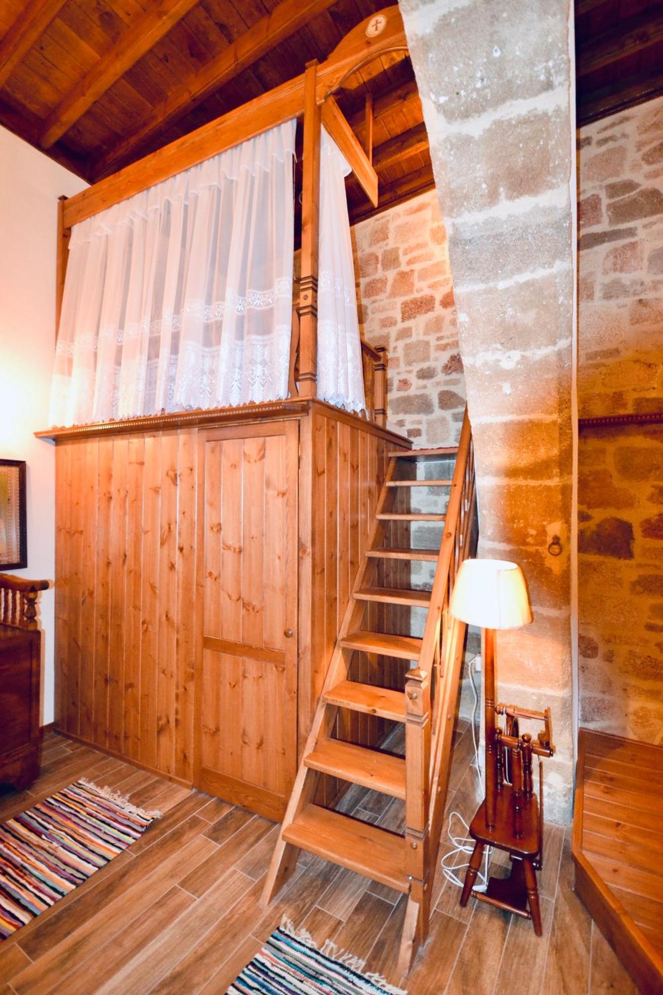 Patitiri Traditional House With Hot Tub * Архангелос
